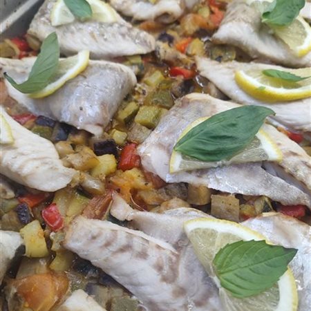 Filet de Bar aux légumes "Maison" 1 portion environ 200gr