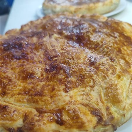 Tourte à la brandade et épinard "Maison"  (1 portion environ 200gr)  